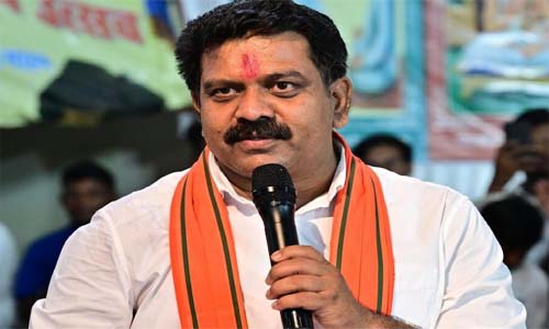 गृहमंत्री विजय शर्मा ने कहा - सरेंडर करने वाले नक्सलियों के लिए लाल कार्पेट तैयार