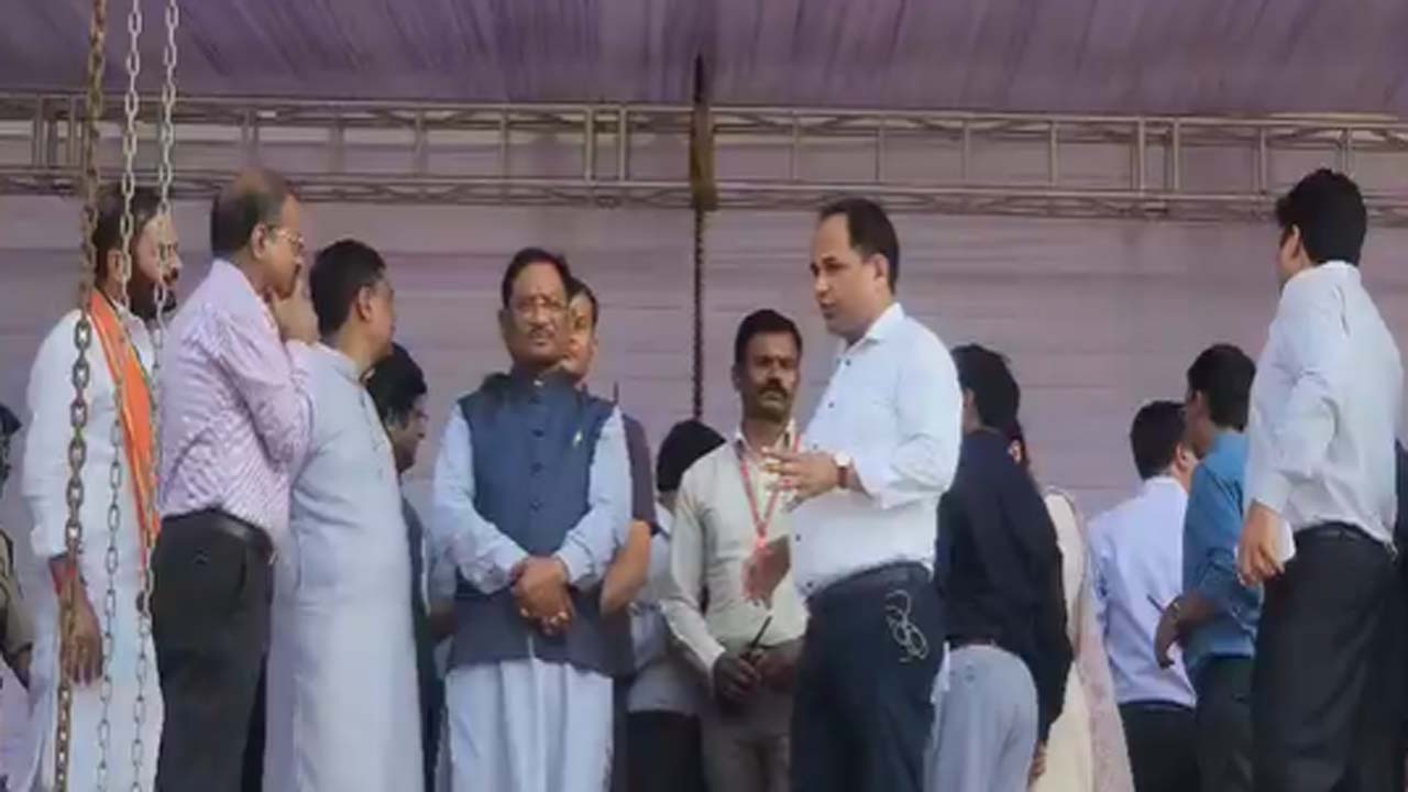 CM साय ने कार्यक्रम स्थलों का किया निरीक्षण