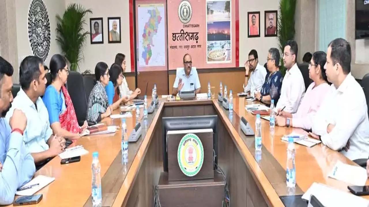 hief Secretary Vikasshiil