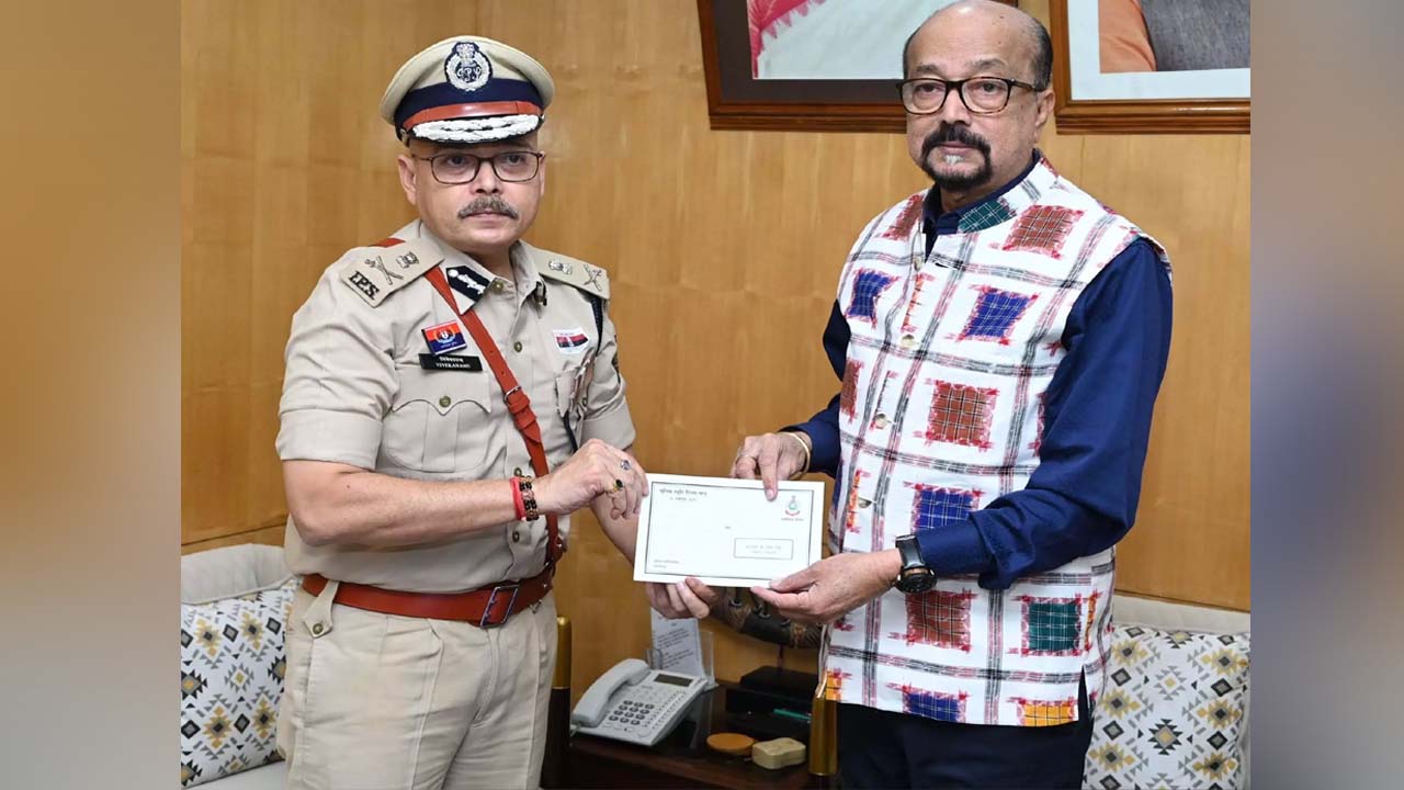 राज्यपाल रमेन डेका