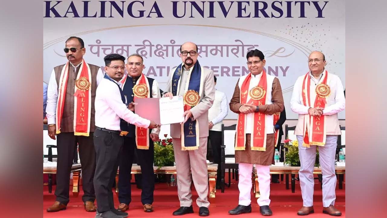 राज्यपाल रमेन डेका