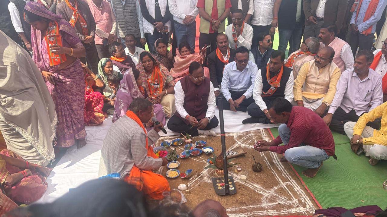 मंत्री राम विचार नेताम ने महाविद्यालय का किया भूमिपूजन : कहा - बच्चों को कृषि शिक्षा के लिए दूर-दराज में नहीं भटकना पड़ेगा