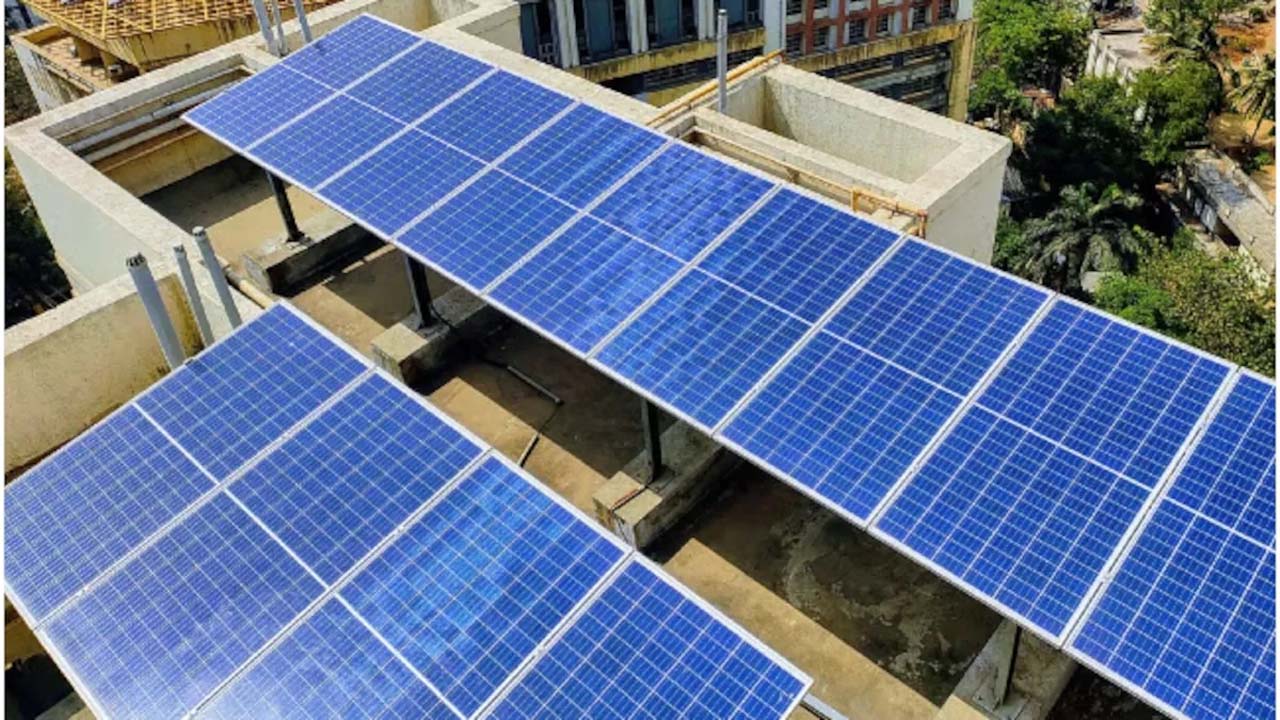 पीएम सूर्य घर योजना में थोक में अर्जियां, पैनल लगाने की चाल बेहद धीमी