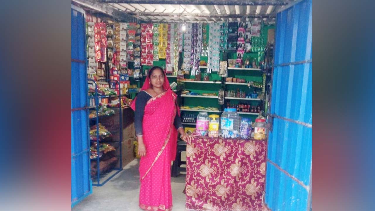 लखपति दीदी बनीं प्रमिला : किराना और चप्पल दुकान से लिखी आत्मनिर्भरता की नई कहानी