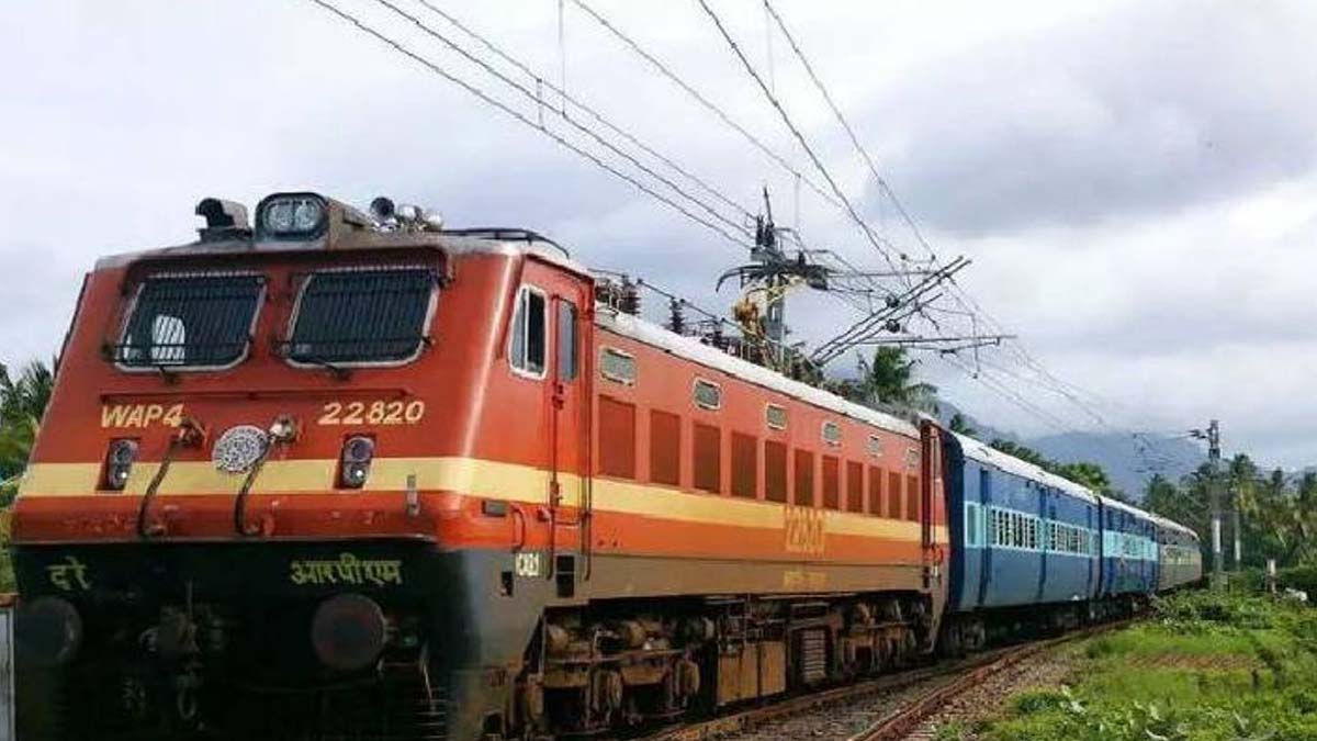 अप्रैल में 10 एक्सप्रेस और 11 लोकल ट्रेनें रद्द : हजारों यात्रियों की बढ़ी मुसीबत, बिलासपुर-रायपुर का सफर होगा मुश्किल
