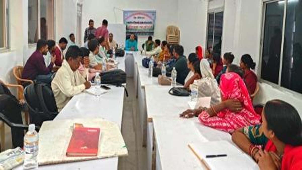 रासायनिक खाद पर निर्भरता कम करने हरी खाद और नील-हरित काई को बढ़ावा