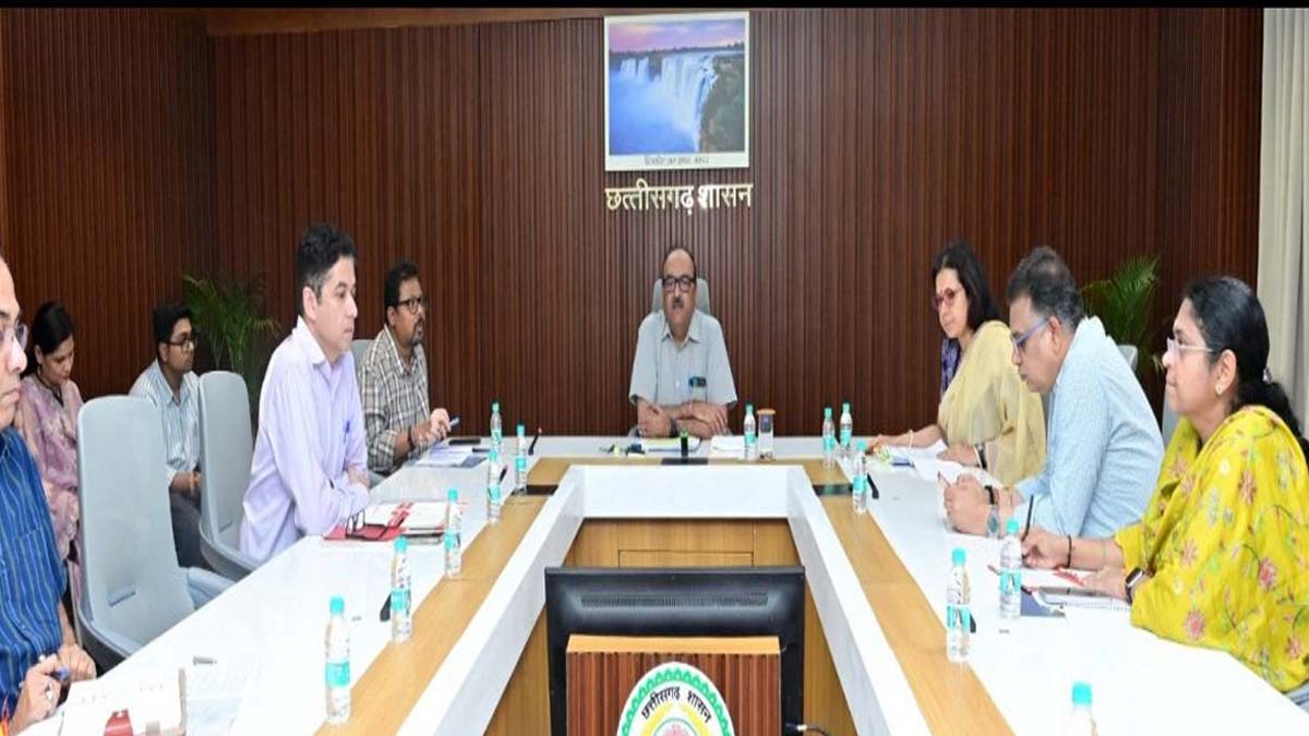 District Hospital De-addiction Centers, Chief Secretary Vikashee, Public Awareness Campaigns, Raipur